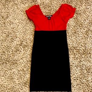 Red/black bodycon dress